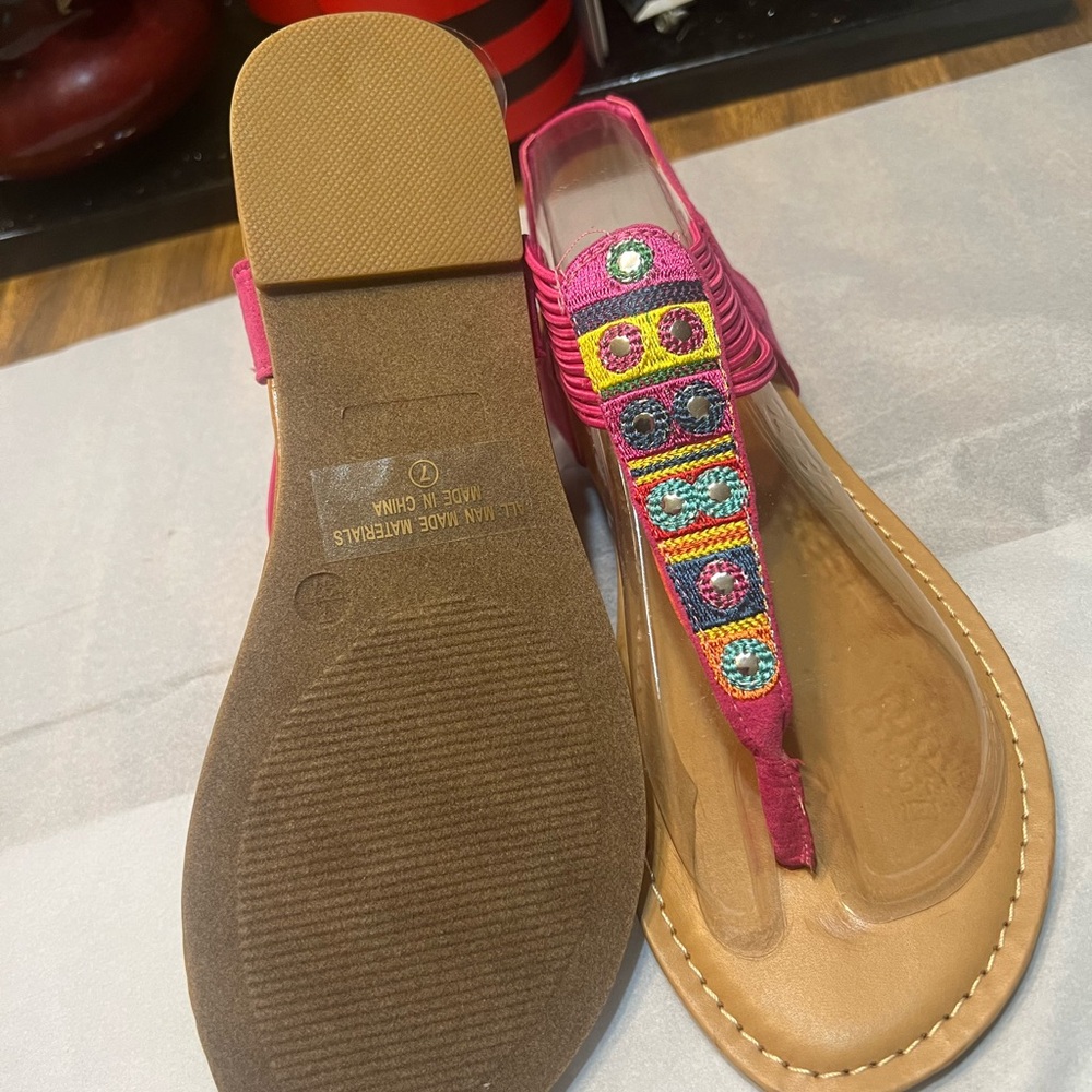 Top Moda fuchsia sandals - Picture 2 of 5